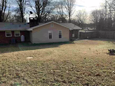 3901 Holder Rd, Durham, NC 27703 photo 5