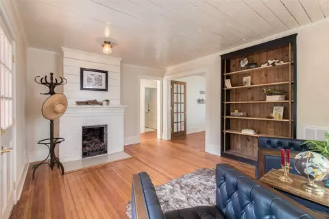 209 Edward St, Durham, NC 27701 photo 4