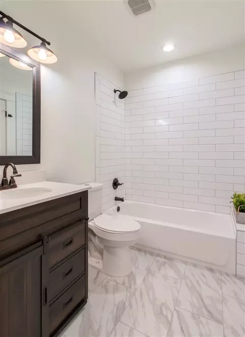 209 Edward St, Durham, NC 27701 photo 23
