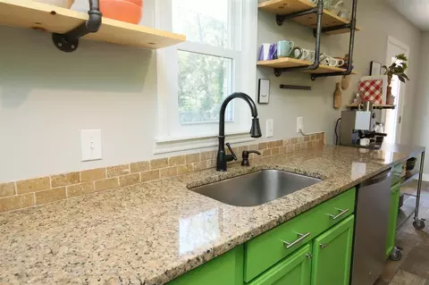 2920 Davie Dr, Durham, NC 27704 photo 9