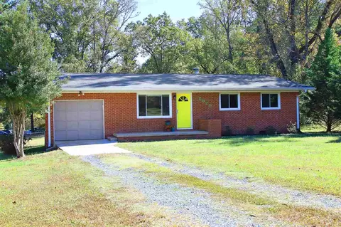 2920 Davie Dr, Durham, NC 27704 photo 1
