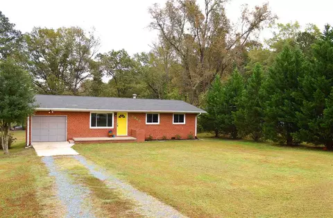 2920 Davie Dr, Durham, NC 27704 photo 2