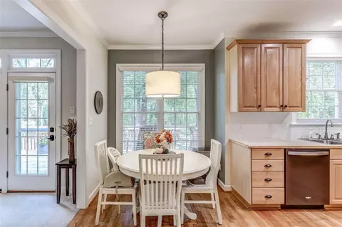 107 Okehampton Ct, Cary, NC 27518 photo 14