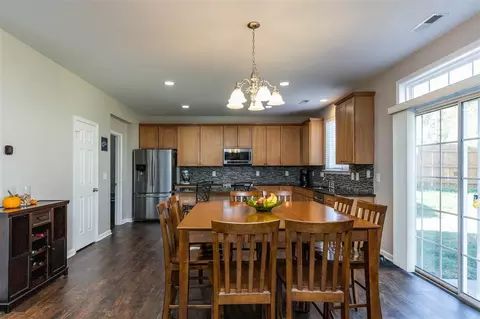 220 Hillview Dr, Durham, NC 27703 photo 9