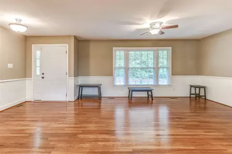 115 Bruce Dr, Dunn, NC 28334 photo 3