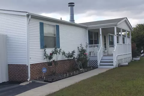 2053 Sid Mitchell Rd, Youngsville, NC 27596 photo 2