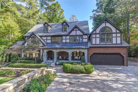 607 Queensferry Rd, Cary, NC 27511 photo 2