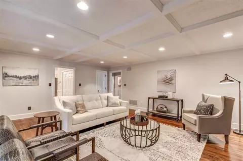 607 Queensferry Rd, Cary, NC 27511 photo 9