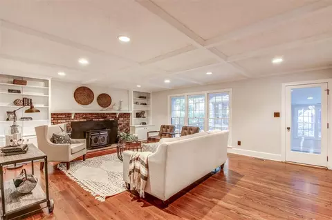 607 Queensferry Rd, Cary, NC 27511 photo 8