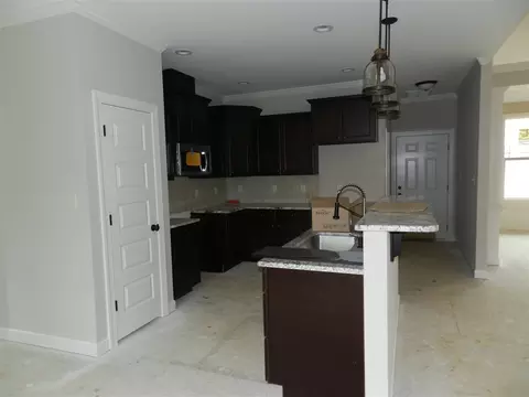 150 Pleasant View Ln, Benson, NC 27504 photo 4
