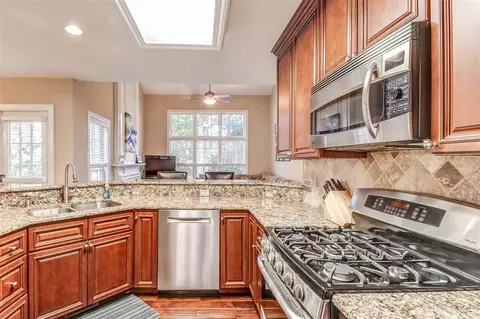 100 Heathmere Ct, Cary, NC 27518 photo 11