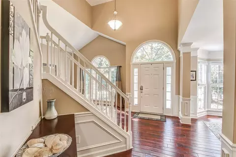 100 Heathmere Ct, Cary, NC 27518 photo 4