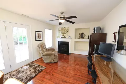 1112 Mallory Ln, Durham, NC 27713 photo 9