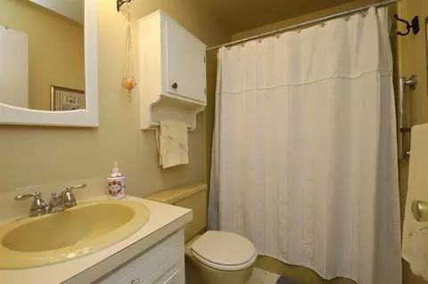 2525 Fairlawn Rd, Durham, NC 27705 photo 20