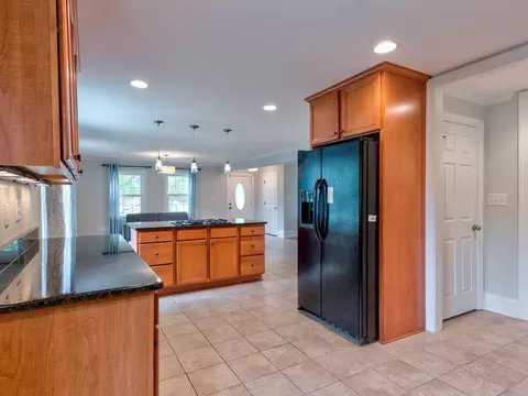 328 W Parrish Dr, Benson, NC 27504 photo 7