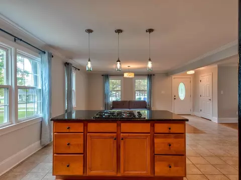 328 W Parrish Dr, Benson, NC 27504 photo 8