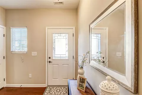 475 Panorama View Loop, Cary, NC 27519 photo 4