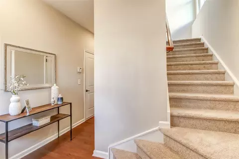 475 Panorama View Loop, Cary, NC 27519 photo 3