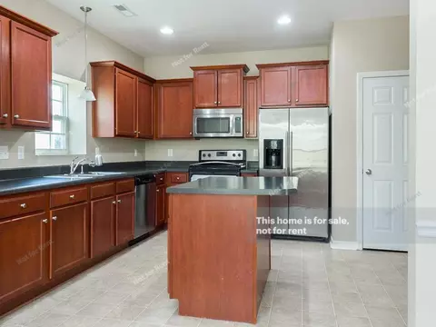 3004 Genlee Dr, Durham, NC 27704 photo 2