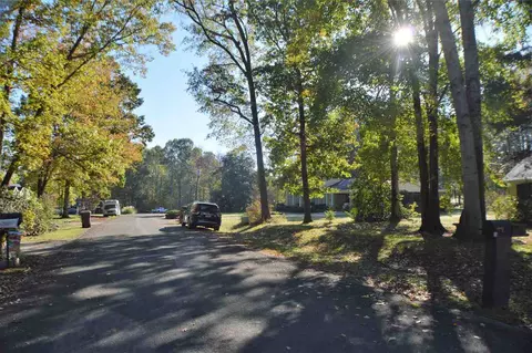20 Fairview Dr, Henderson, NC 27537 photo 4