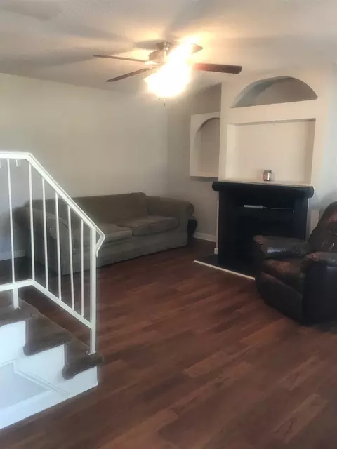 400 Mason Dr, Erwin, NC 28339 photo 2