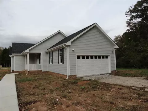 4640 Thomas Rd, Henderson, NC 27537 photo 4