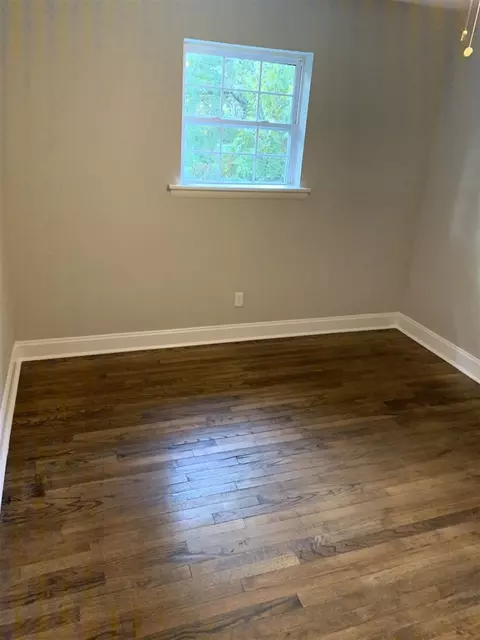 1120 Elmo St, Durham, NC 27703 photo 6