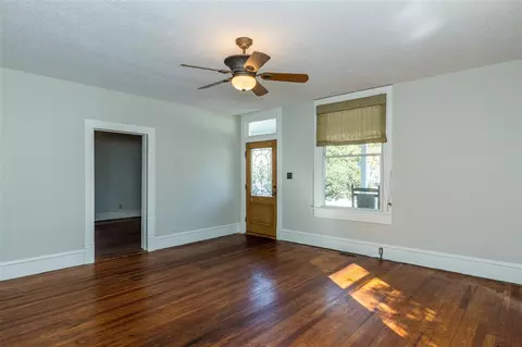 206 E Main St, Garner, NC 27529 photo 7