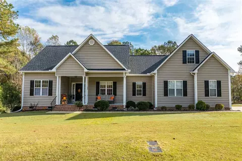 444 Galaxy Dr, Garner, NC 27529 photo 1