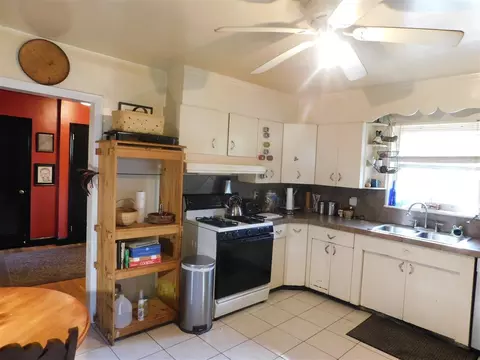 708 Hugo St, Durham, NC 27704 photo 7