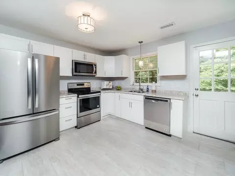 5627 Birch Dr, Durham, NC 27712 photo 6