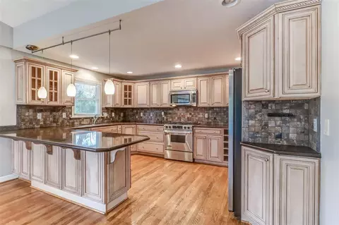 512 Parkview Dr, Durham, NC 27712 photo 13