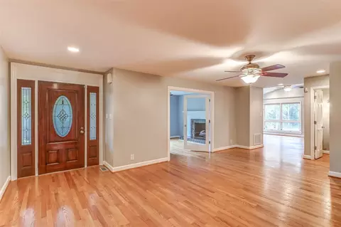 512 Parkview Dr, Durham, NC 27712 photo 5