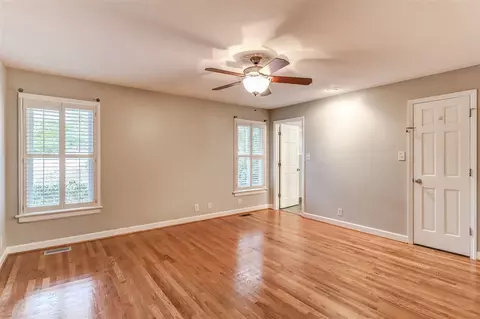 512 Parkview Dr, Durham, NC 27712 photo 17