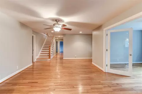 512 Parkview Dr, Durham, NC 27712 photo 7