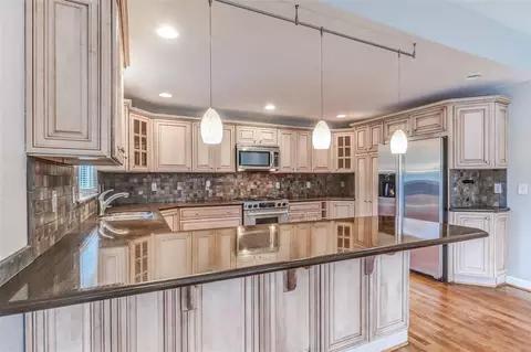 512 Parkview Dr, Durham, NC 27712 photo 14