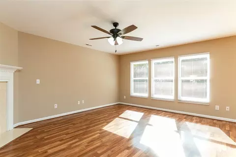 812 Statler Dr, Durham, NC 27703 photo 6