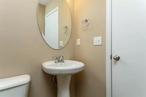 812 Statler Dr, Durham, NC 27703 photo 14