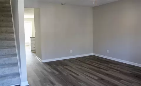 45 Justin Ct, Durham, NC 27705 photo 3