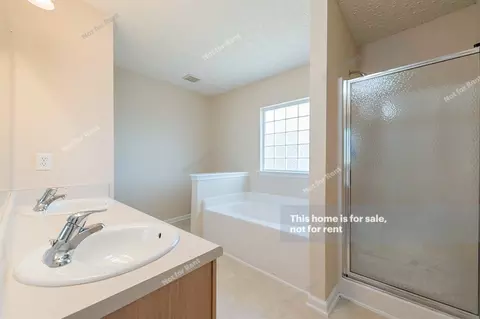 15 Intrepid Ct, Durham, NC 27703 photo 4