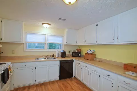209 Circle G Ln, Willow Spring, NC 27592 photo 7