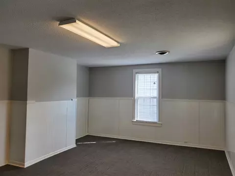 501 E Morris Ave, Benson, NC 27504 photo 5