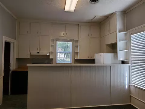 501 E Morris Ave, Benson, NC 27504 photo 10