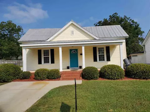 501 E Morris Ave, Benson, NC 27504 photo 18