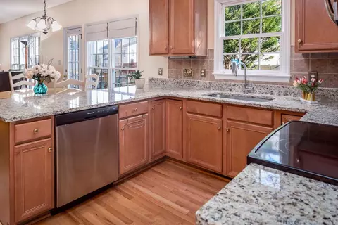 512 Scotney Cir, Durham, NC 27713 photo 4