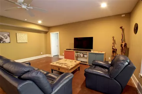 5602 Highcroft Dr, Cary, NC 27519 photo 17