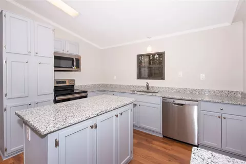 7712 Trudy Ln, Garner, NC 27529 photo 8