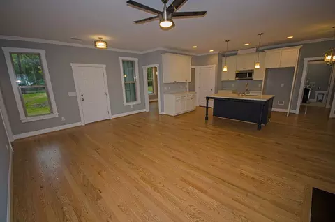 1334 Ellis Rd, Durham, NC 27703 photo 4