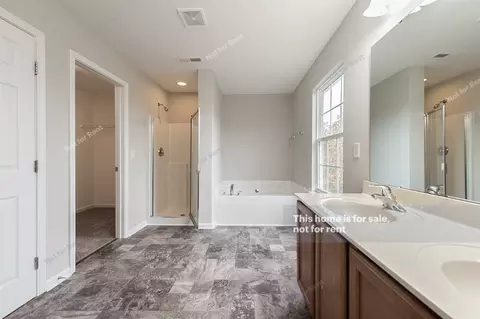 12 Autumn Leaf Ln, Durham, NC 27704 photo 4