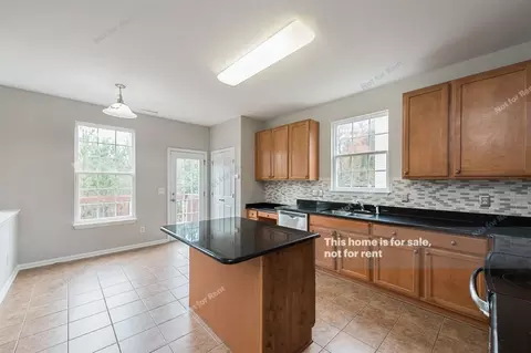 12 Autumn Leaf Ln, Durham, NC 27704 photo 6
